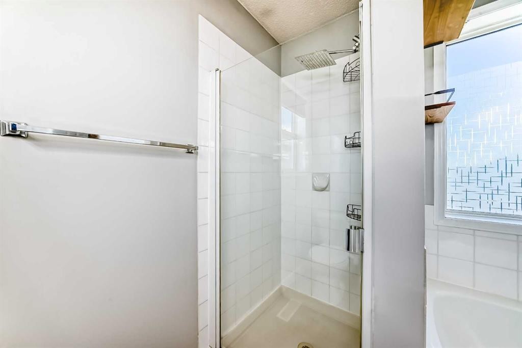 10800 Hidden Valley Drive Nw, Calgary, AB