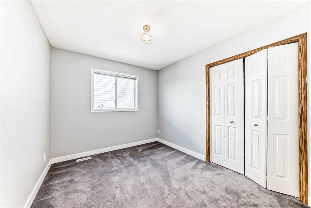 10800 Hidden Valley Drive Nw, Calgary, AB
