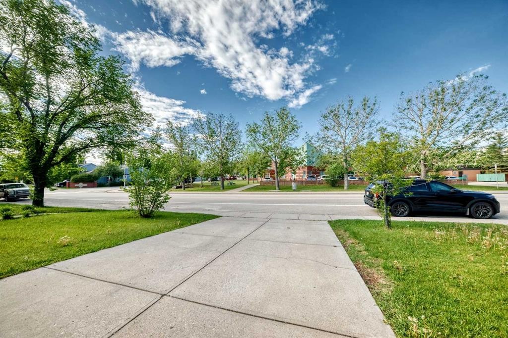 10800 Hidden Valley Drive Nw, Calgary, AB