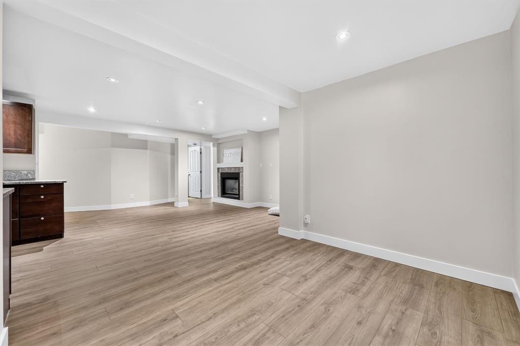 104 Silver Springs Green Nw, Calgary, AB