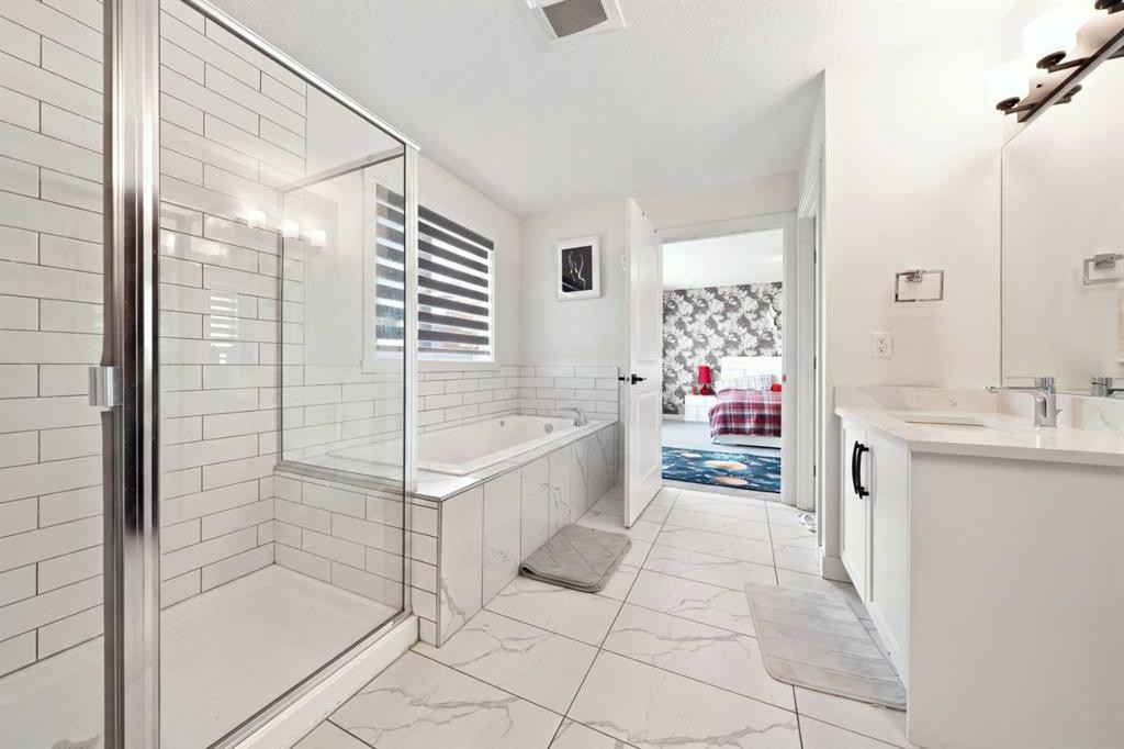 170 Chelsea Road, Chestermere, AB - Indoor Photo Showing Bathroom