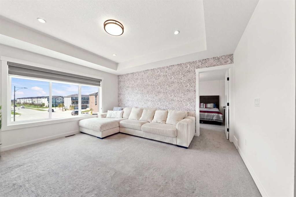 170 Chelsea Road, Chestermere, AB - Indoor