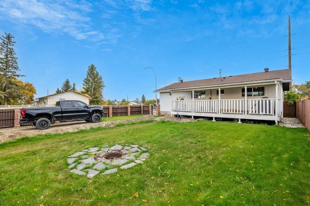 1219 68 Street Ne, Calgary, AB
