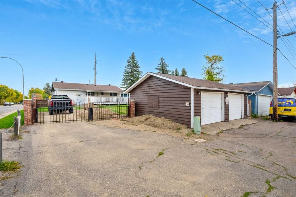 1219 68 Street Ne, Calgary, AB