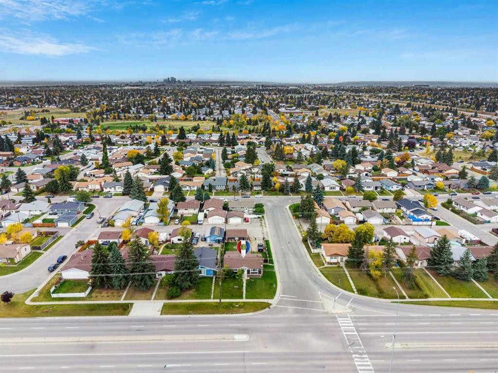 1219 68 Street Ne, Calgary, AB