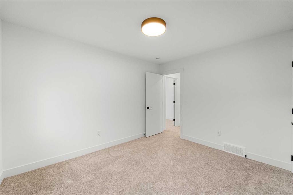 538 Waterford Rise, Chestermere, AB