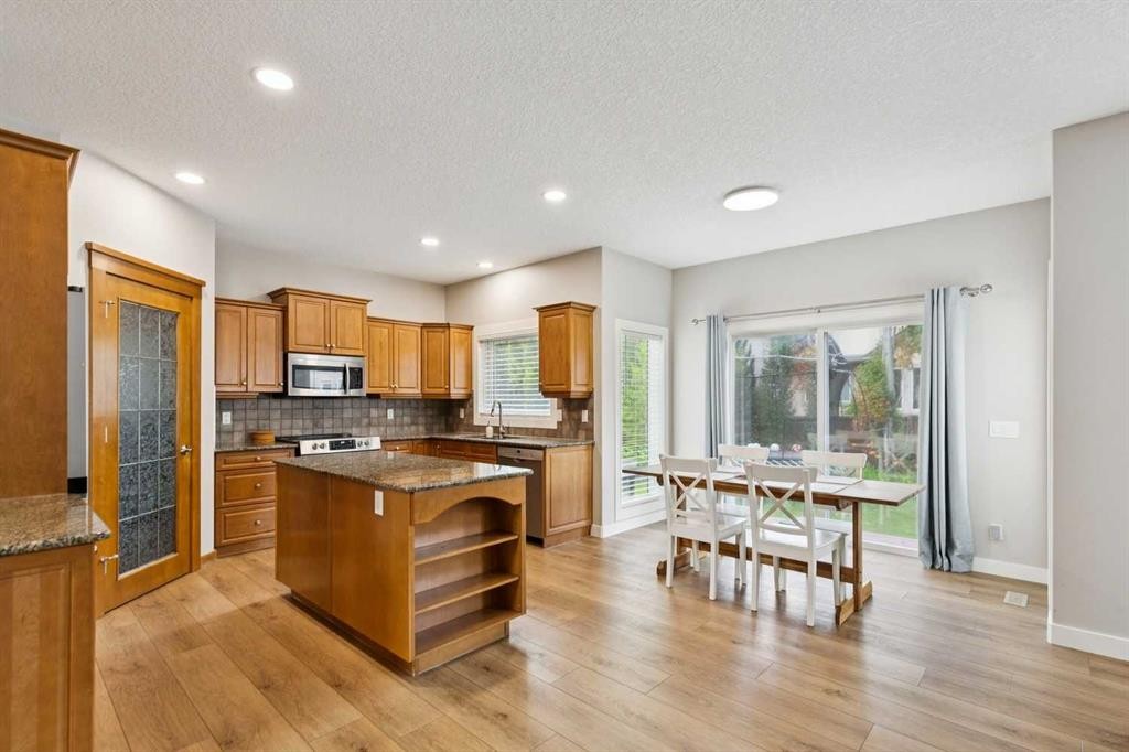 3 Tuscany Glen Green Nw, Calgary, AB