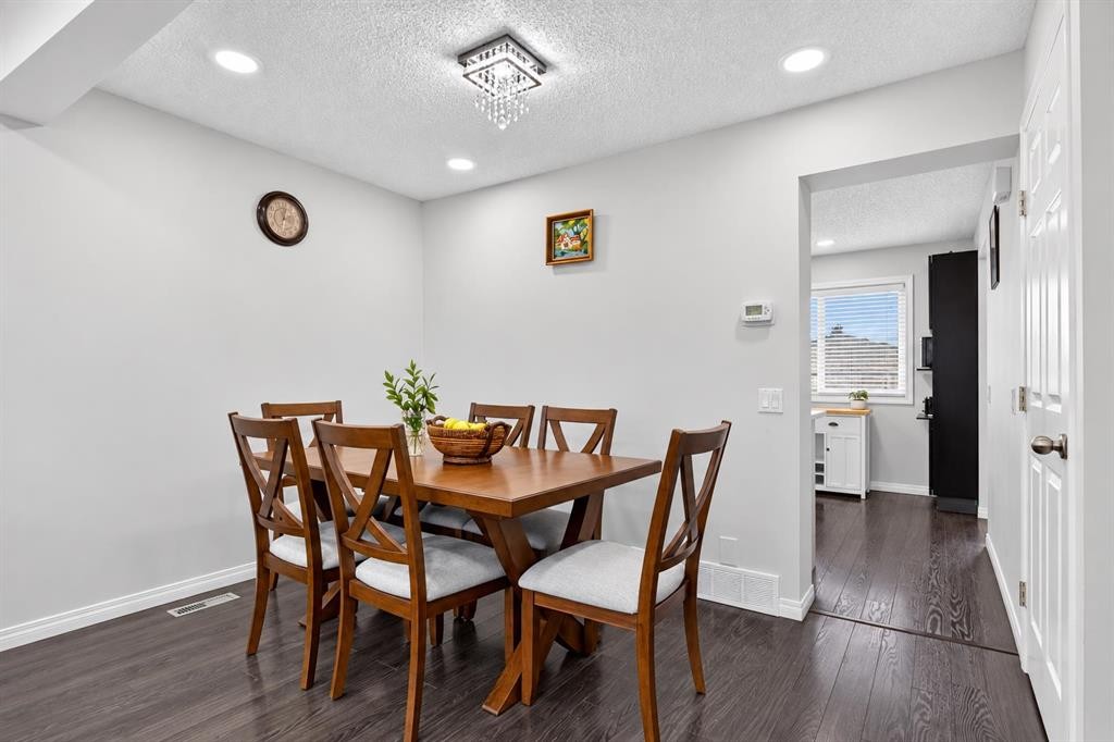 369 Falshire Drive Ne, Calgary, AB