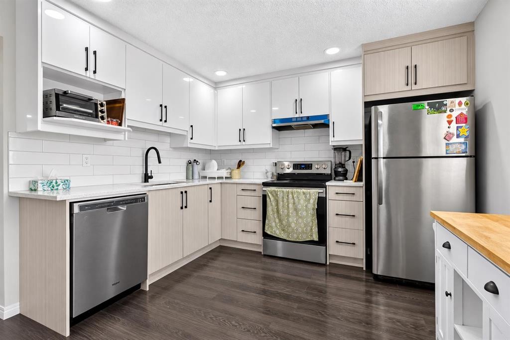 369 Falshire Drive Ne, Calgary, AB