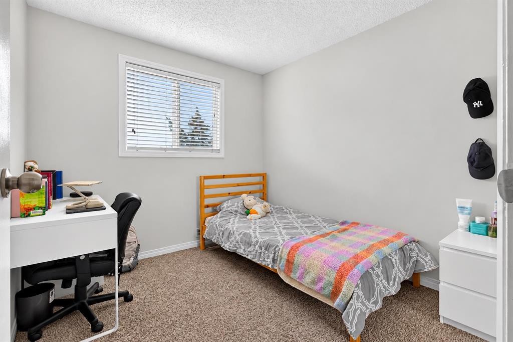 369 Falshire Drive Ne, Calgary, AB