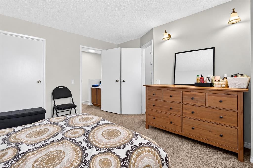 369 Falshire Drive Ne, Calgary, AB