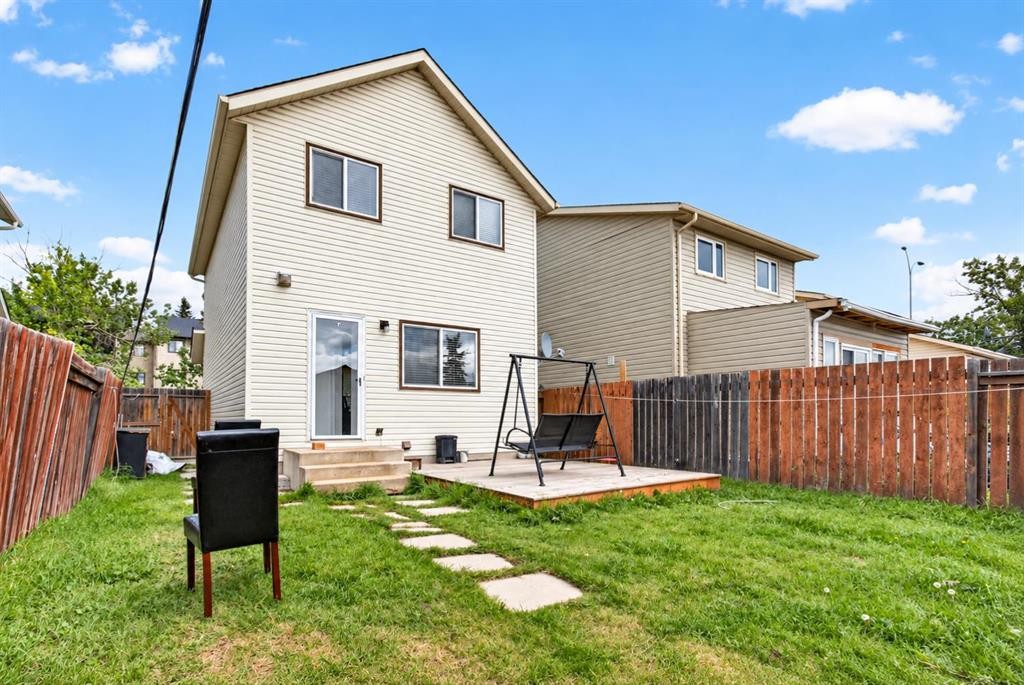 369 Falshire Drive Ne, Calgary, AB