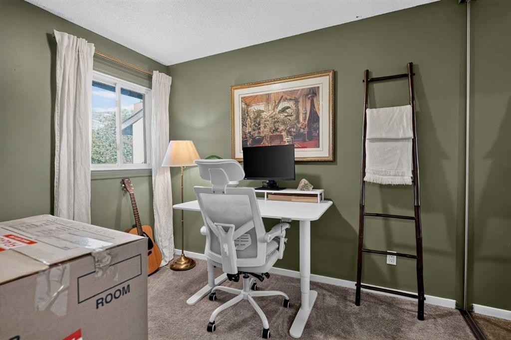 1611-2520 Palliser Drive Sw, Calgary, AB
