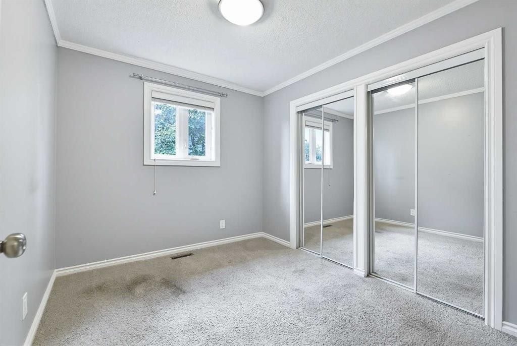 13 Shawglen Court Sw, Calgary, AB