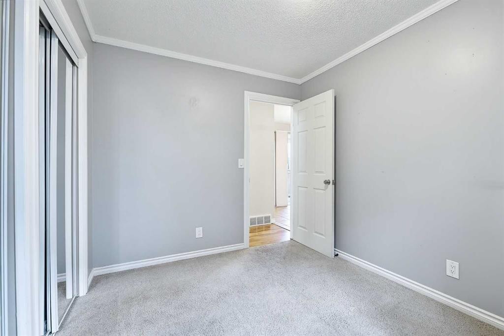 13 Shawglen Court Sw, Calgary, AB