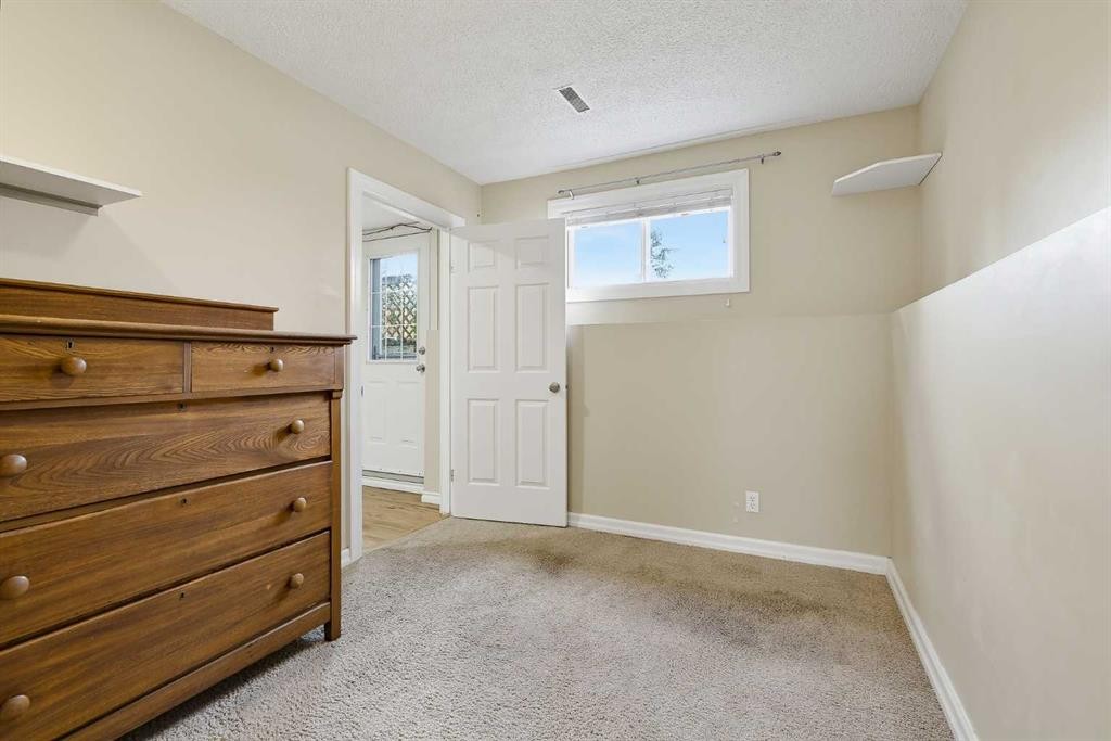 13 Shawglen Court Sw, Calgary, AB