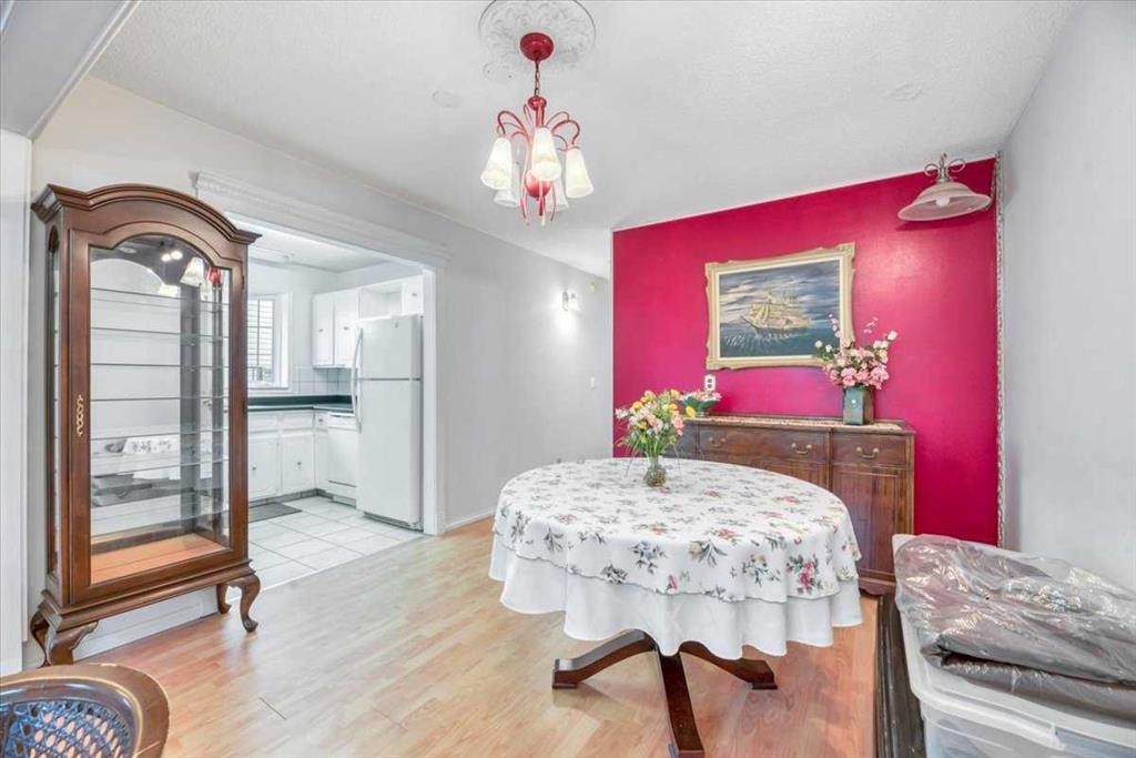 3531 42 Street Ne, Calgary, AB