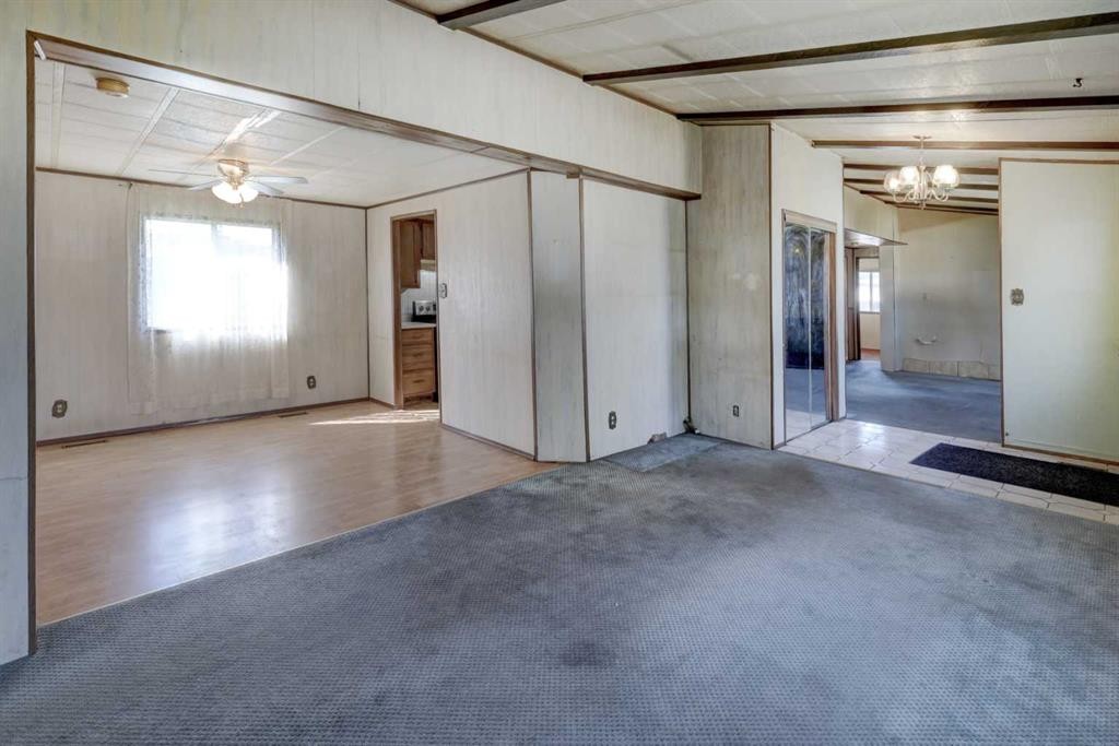 61 Huntstrom Drive Ne, Calgary, AB