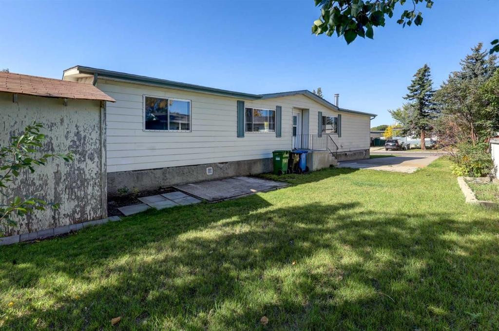 61 Huntstrom Drive Ne, Calgary, AB