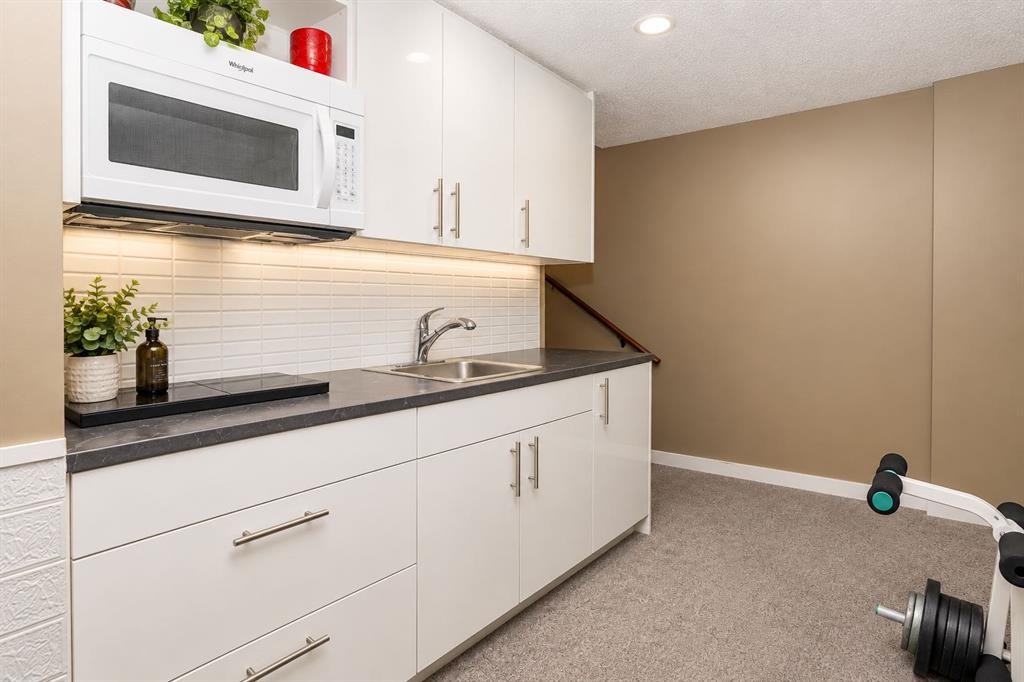 707 Malvern Drive Ne, Calgary, AB