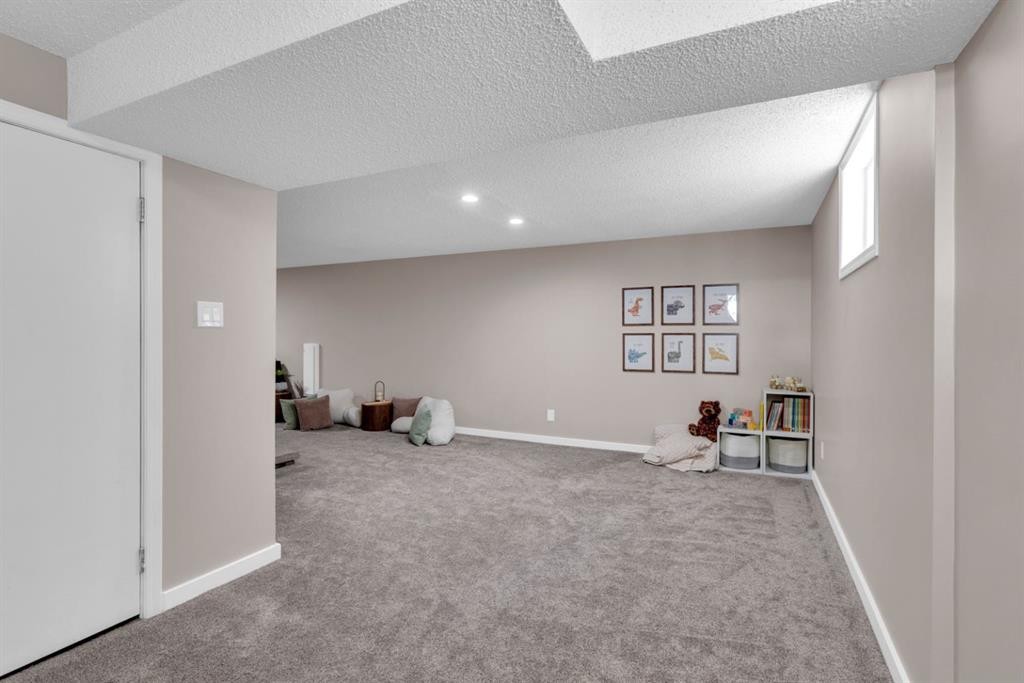 1703 31 Street Sw, Calgary, AB