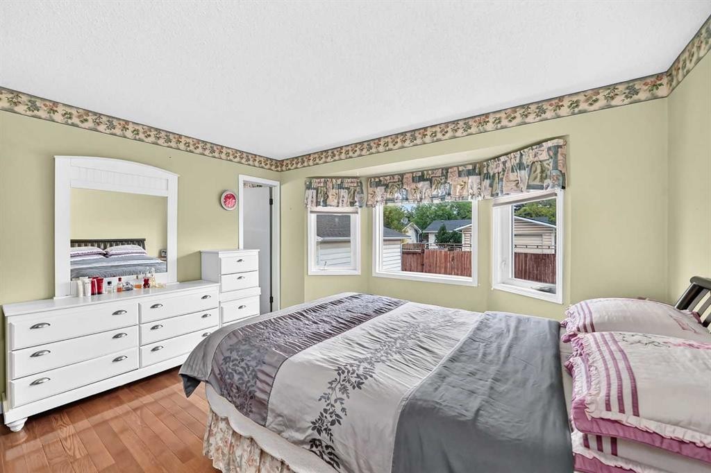 4912 Rundlehorn Drive Ne, Calgary, AB
