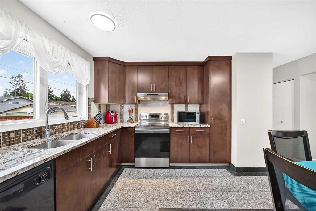 4912 Rundlehorn Drive Ne, Calgary, AB