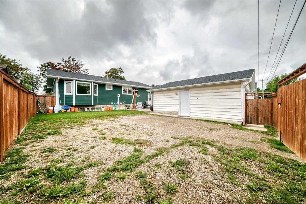 4912 Rundlehorn Drive Ne, Calgary, AB