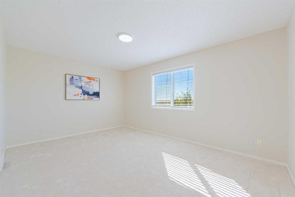 130 Somerglen Way Sw, Calgary, AB