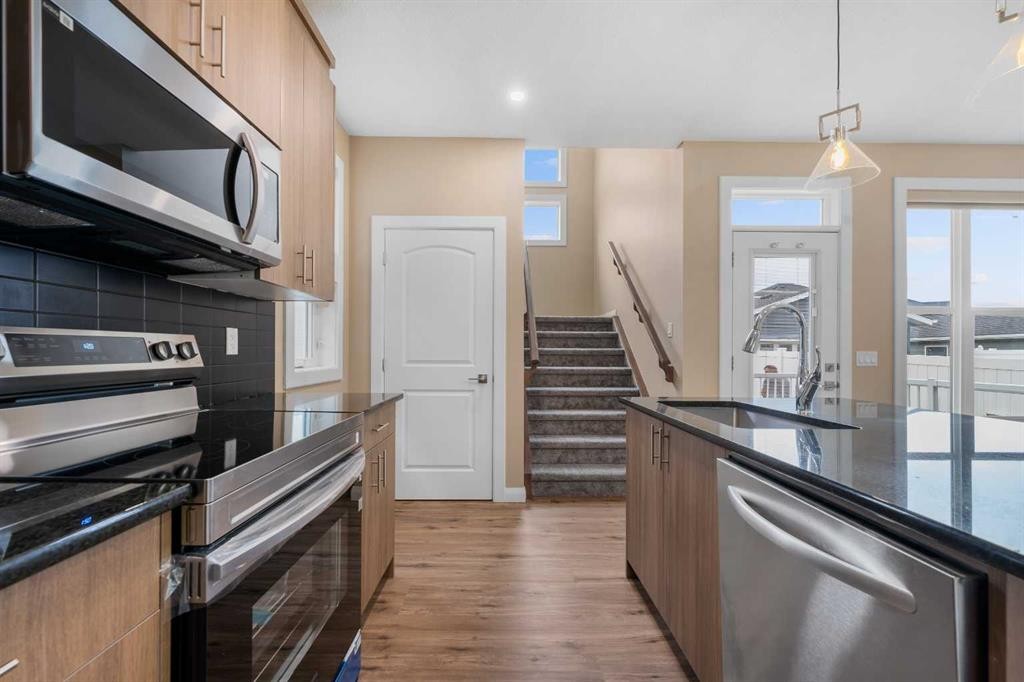 53 Redstone Avenue Ne, Calgary, AB