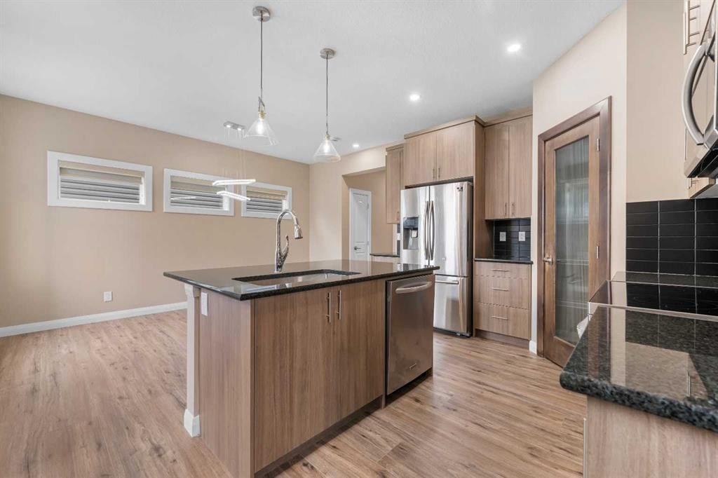 53 Redstone Avenue Ne, Calgary, AB