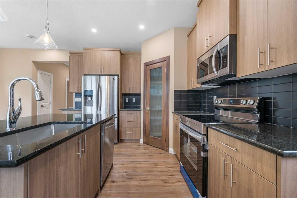 53 Redstone Avenue Ne, Calgary, AB