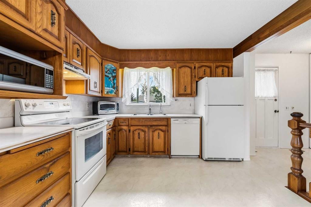 7944 Huntington Road Ne, Calgary, AB
