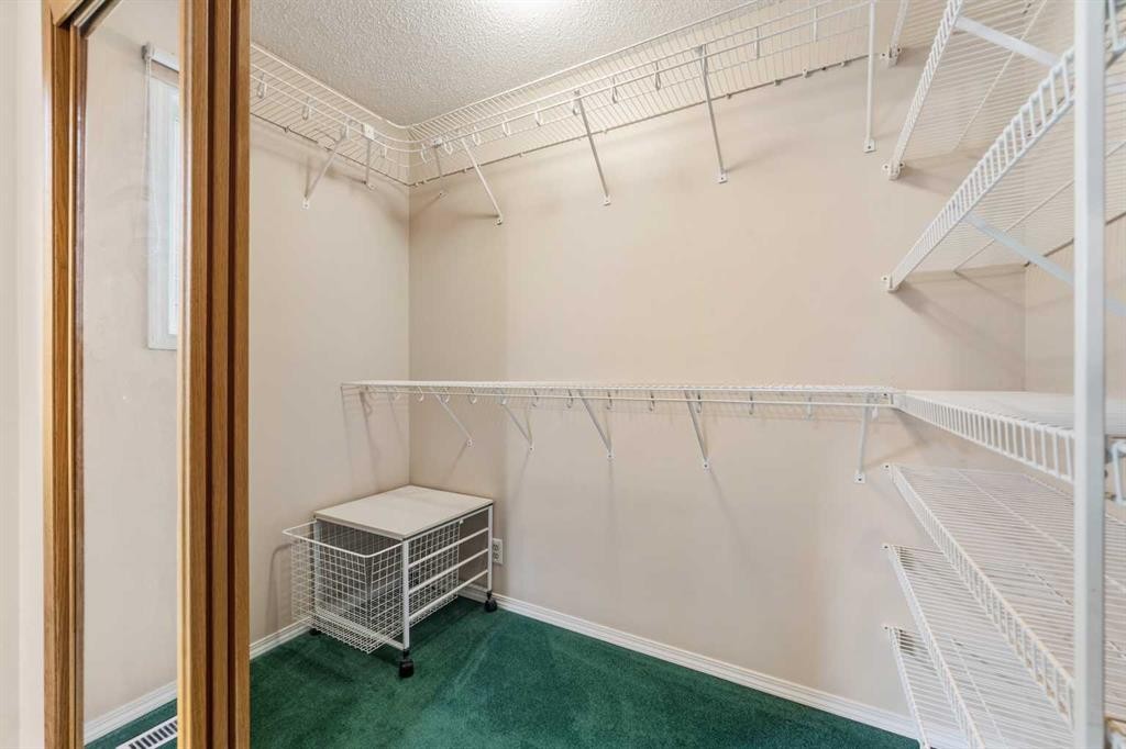 7944 Huntington Road Ne, Calgary, AB