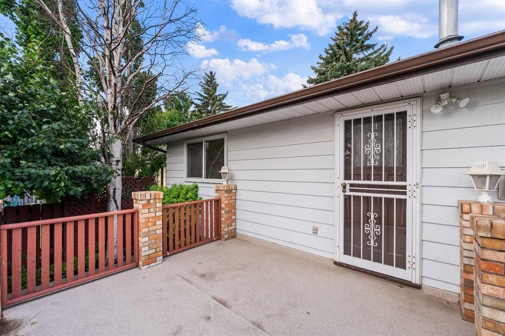 7944 Huntington Road Ne, Calgary, AB