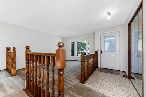 16 Deersaxon Circle Se, Calgary, AB 