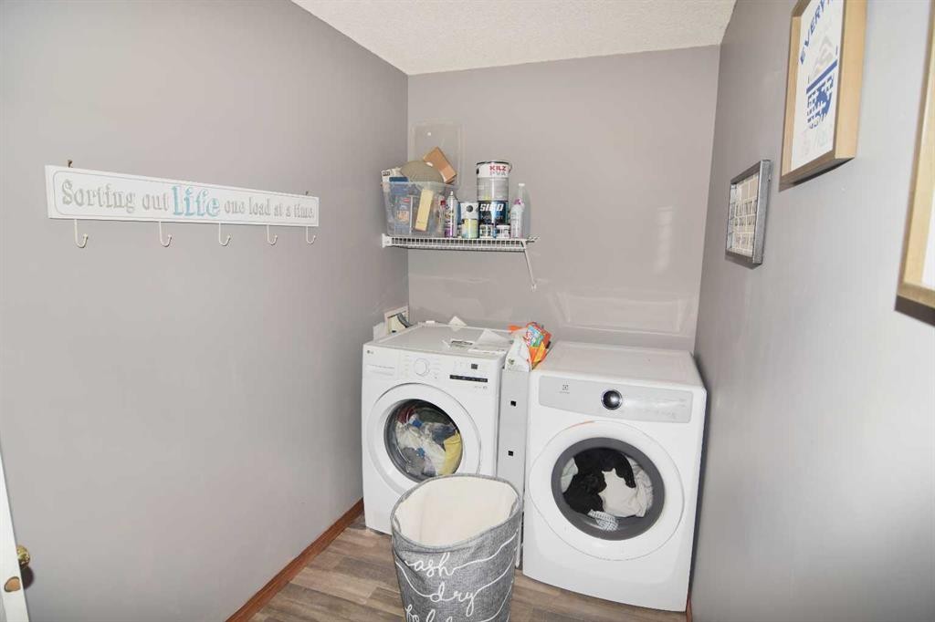 12 Country Hills Gate Nw, Calgary, AB