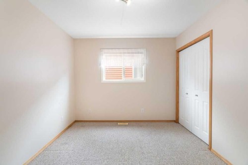 13 Saddlecrest Green Ne, Calgary, AB 