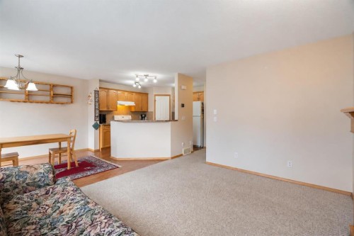 13 Saddlecrest Green Ne, Calgary, AB 