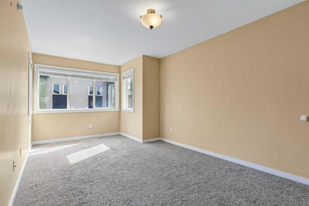60 Covecreek Mews Ne, Calgary, AB