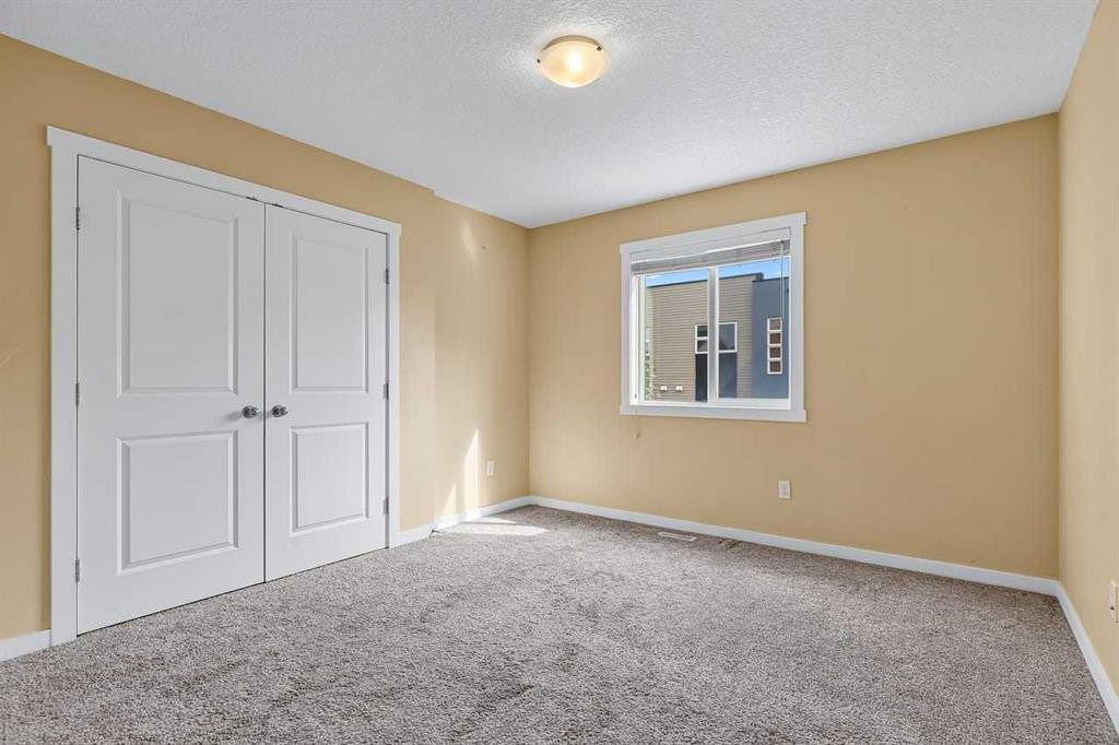 60 Covecreek Mews Ne, Calgary, AB