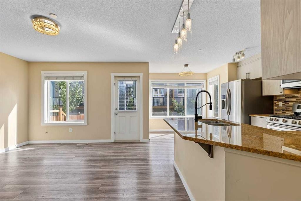 60 Covecreek Mews Ne, Calgary, AB