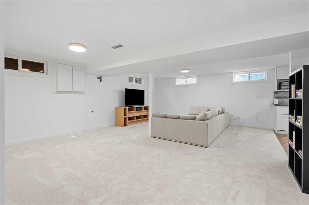 632 44 Avenue Nw, Calgary, AB