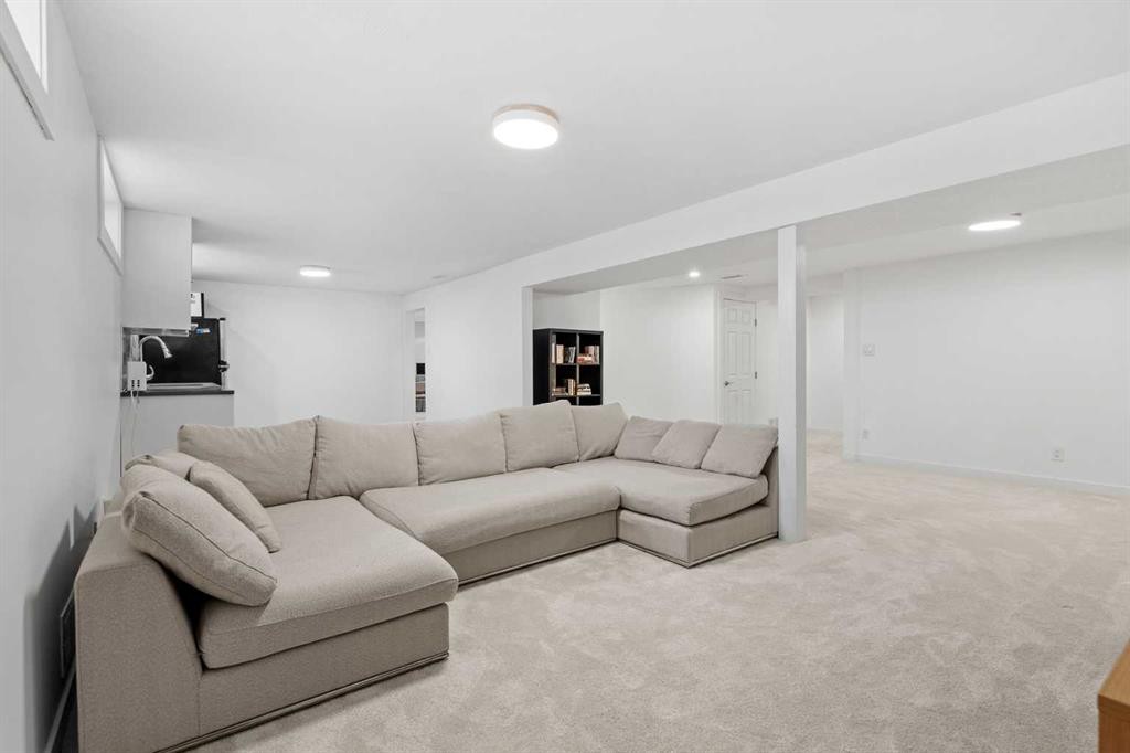 632 44 Avenue Nw, Calgary, AB