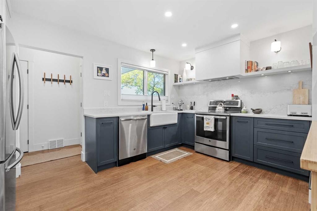632 44 Avenue Nw, Calgary, AB