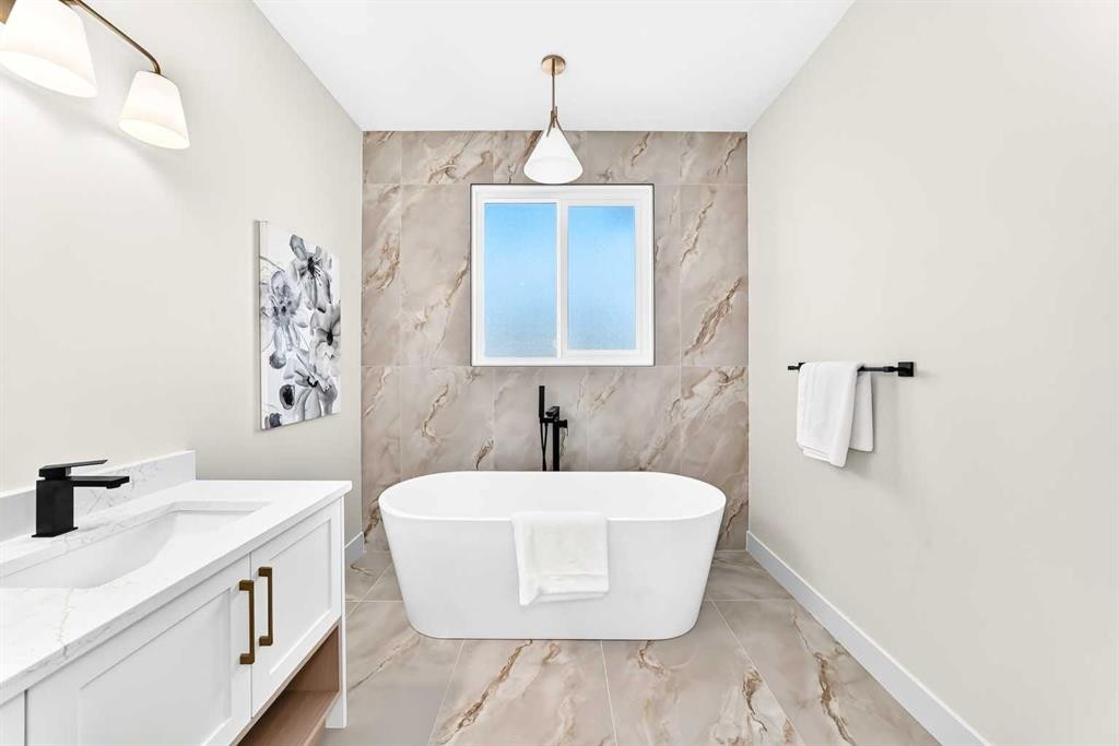 510 Waterford Rise, Chestermere, AB