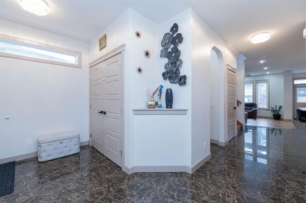 48 Skyview Point Terrace Ne, Calgary, AB