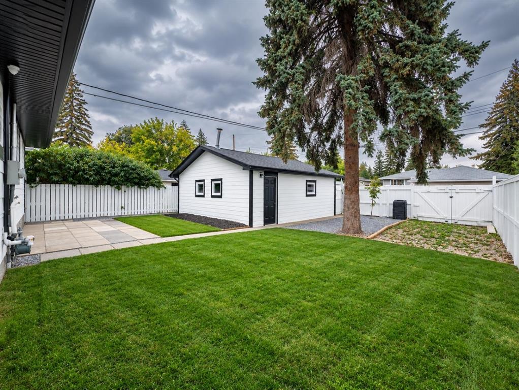 808 Avonlea Place Se, Calgary, AB