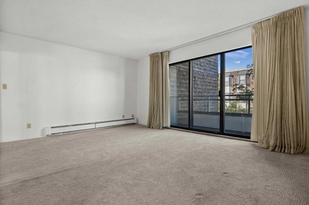 406-3719B 49 Street Nw, Calgary, AB
