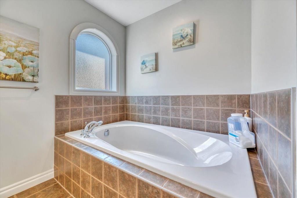 116 Chaparral Ravine View Se, Calgary, AB